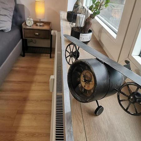 Frisch Sanierte Ferienwohnung 2 Min Vom Suedstrand - Balkon - Pay Tv Wilhelmshaven Esterno foto