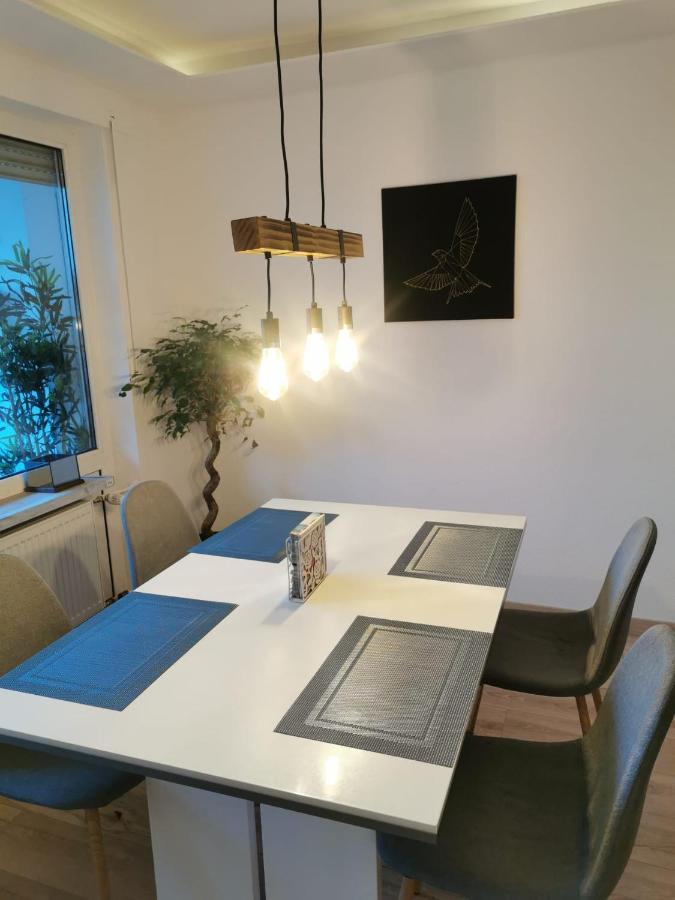 Frisch Sanierte Ferienwohnung 2 Min Vom Suedstrand - Balkon - Pay Tv Wilhelmshaven Esterno foto