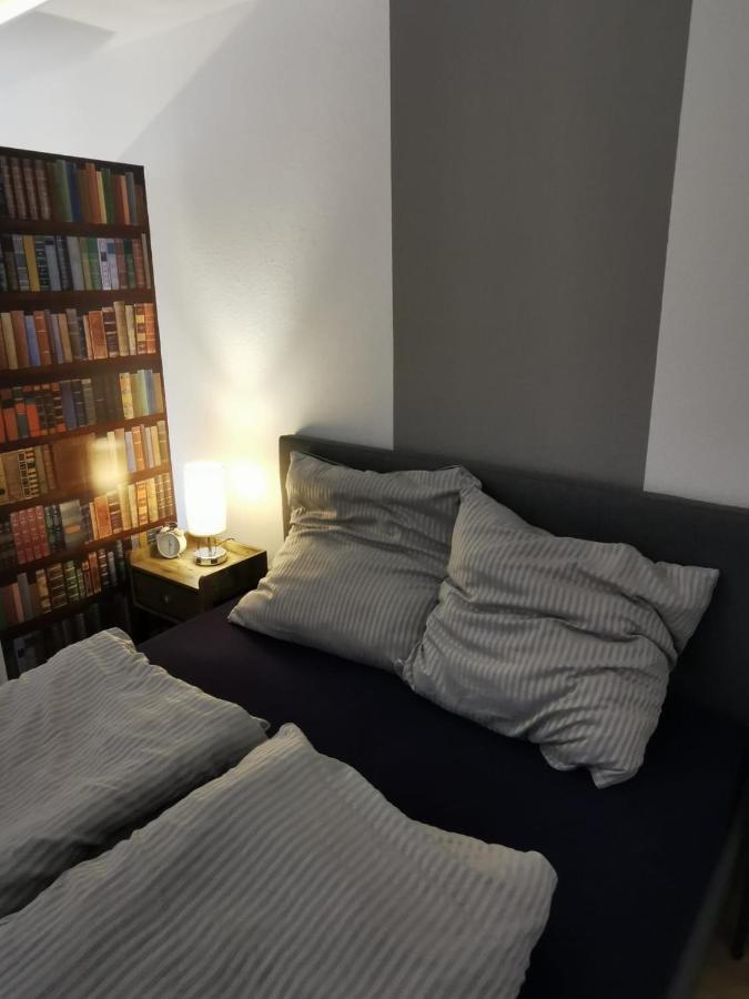 Frisch Sanierte Ferienwohnung 2 Min Vom Suedstrand - Balkon - Pay Tv Wilhelmshaven Esterno foto